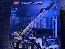 LEGO TECHNIC - Mobile Crane