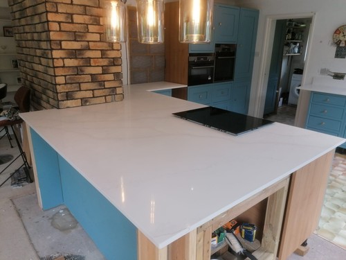 Calacatta gold quartz kitchen - calacatta,