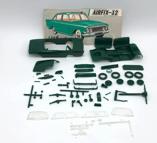 Damaged spares airfix - /,