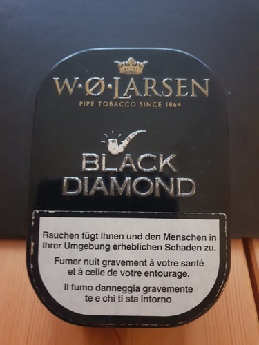 Black diamond pipe tobacco - black,