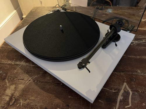 Pro ject essential - pro-ject, ii