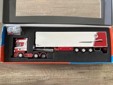 irish tekno model mc geowns rs scaina