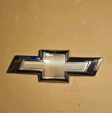 2009 CHEVROLET SPARK  REAR BOOTLID LOGO EMBLEM BADGE 