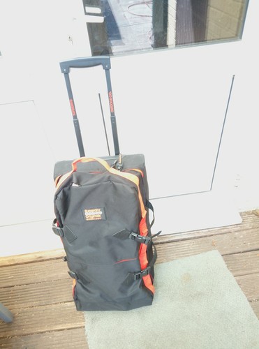 Wheeled holdall super dry - wheeled,