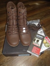 ALTBERG DEFENDER MENS COMBAT