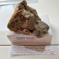 QUARTZ/CHRYSOCOLLA/MALACHITE