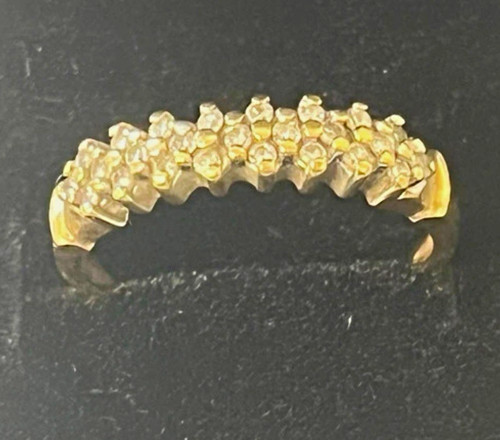 9ct yellow gold diamond - 9ct,