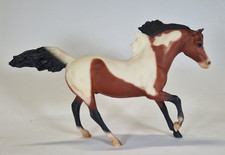 Breyer Classics Bay Pinto Stalliom c 1998 Model #633 Horse pony toy.