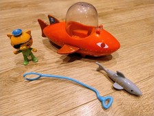 Octonauts Gup B with Kwazii Action Figure and accessories