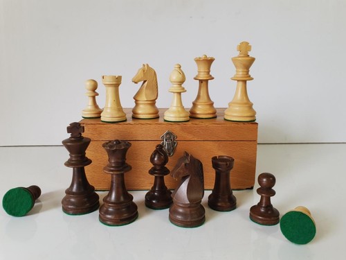Chavet chess set - chavet,