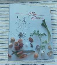 Vintage Simply Delicious Recipe Cards in Folder