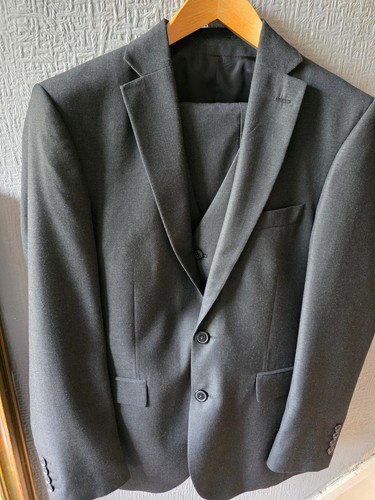 Grey piece suit - 3,