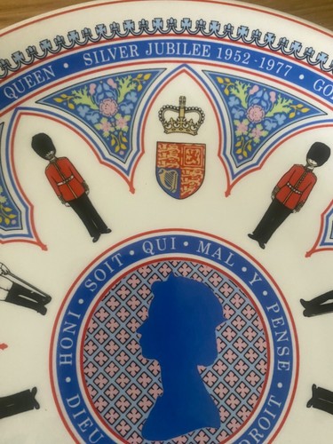 Wedgewood plate commemorate - to,