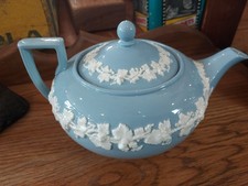 .Rare Vintage Lidded Tea Pot