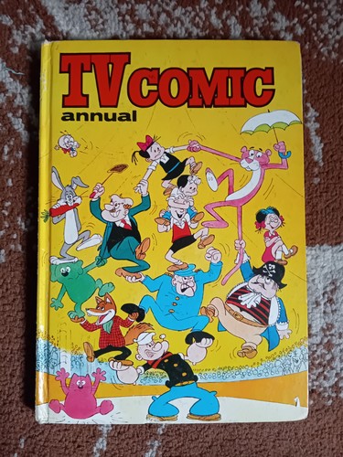 Comic annual 1976 pink - 1976,