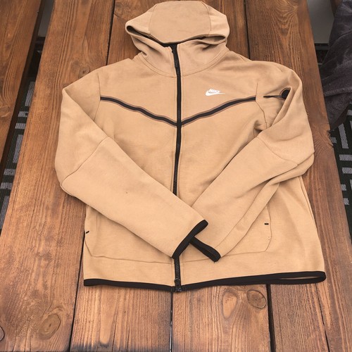 Nike tech fleece size medium - nike,