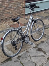 Ladies  hybrid bike electric with Swytch conversion.