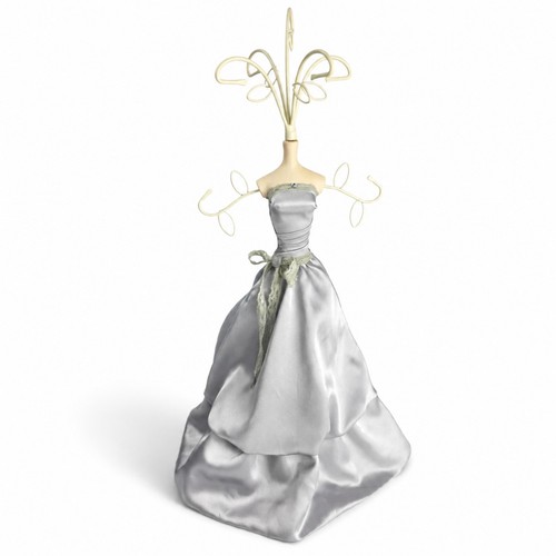 Vintage style dress jewellery - vintage,