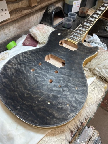 Electric guitar - electric,