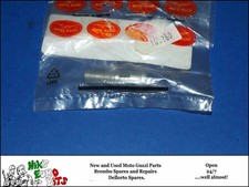 MOTO GUZZI    LEMANS 1000 / SP III / 750 X   STUD BOLT - NOS