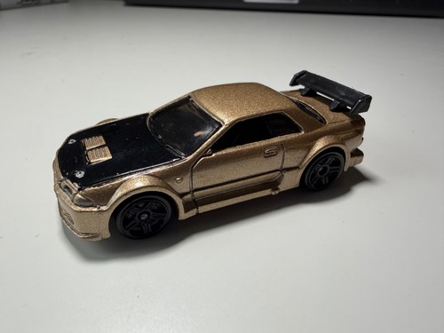 Hot wheels nissan skyline - nissan, r32