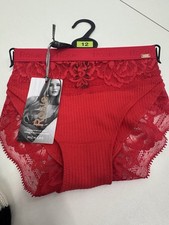 M&S Rosie red high leg