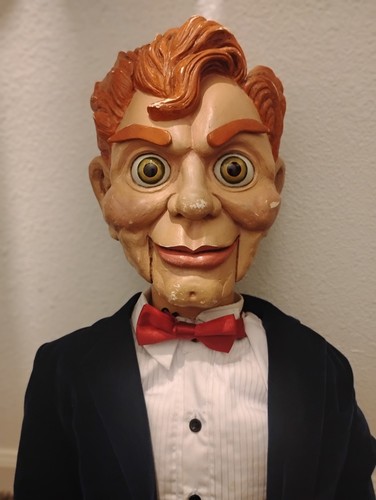 Customed made slappy doll