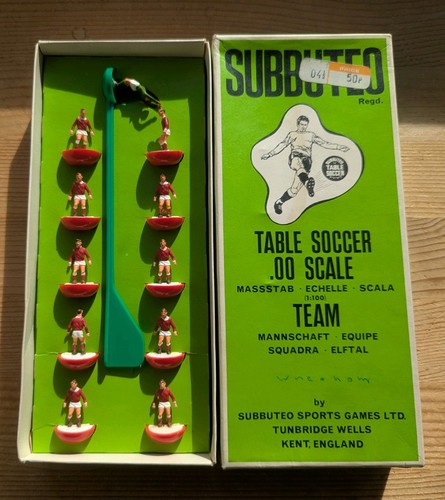 Subbuteo heavyweight ref 138