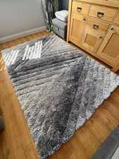 Beautiful Carved ombre grey