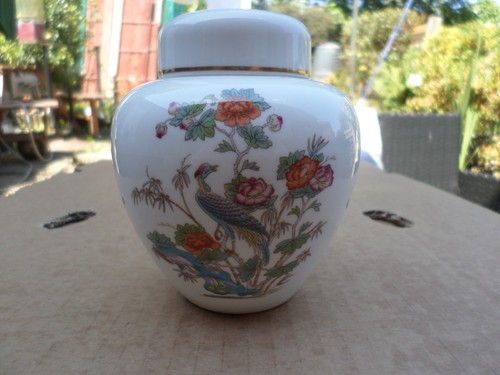 Wedgwood kutani crane ginger - wedgwood,