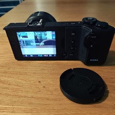 Sigma DP2 Quattro 29MP Digital