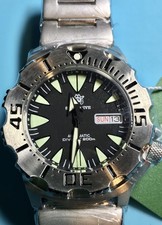 STEELDIVE MONSTER BLACK DIAL