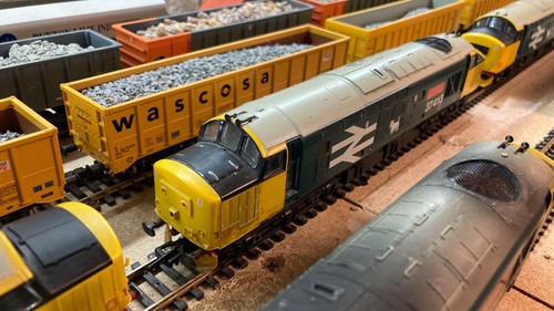 Trains class 37413 br - vi-trains,