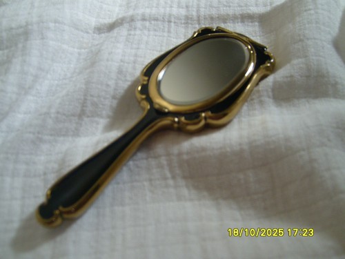 Vintage black enamel compact - vintage,