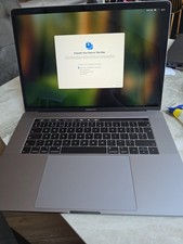Apple MacBook Pro 15.4""