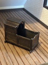 Dolls House Furniture 1/12