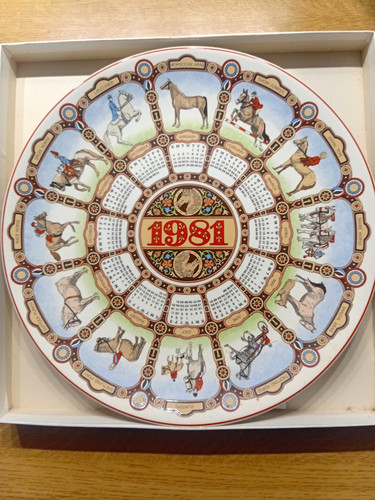 Boxed vintage 1981 wedgwood - boxed,