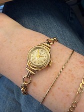 Ladies Accurist 9ct gold watch