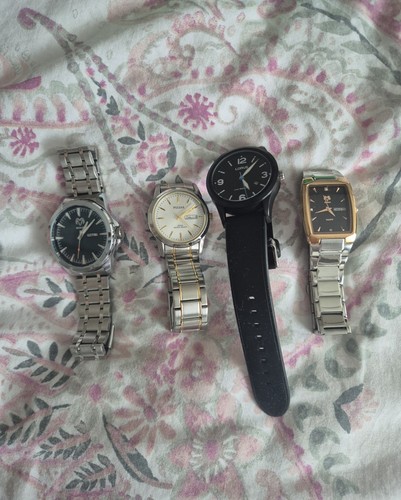 Men watches lot beran - 4,