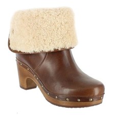 UGG® AUSTRALIA LYNNEA BROWN