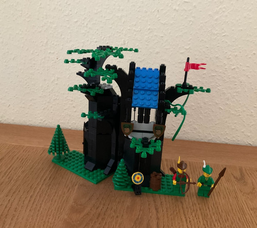 Lego forestmen hideout set - forestmen's, hideout,