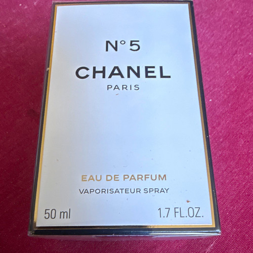 Chanel eau de - eau,