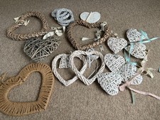 WOODEN HANGING HEART  job lot