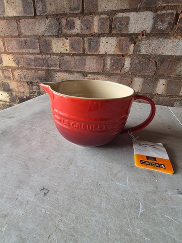 Creuset jug - le,