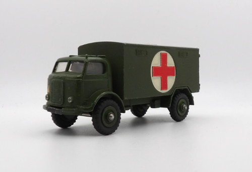 Dinky toys 626 military - dinky,
