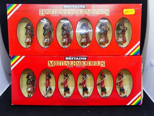 Britains lead soldiers x - soldiers,