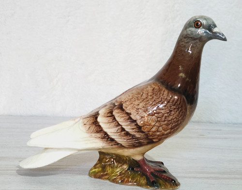 Beswick racing pigeon - beswick, rare