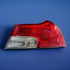 11 - 13 Volvo C70 Right