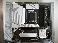 GIGABYTE B760M AORUS ELITE AX