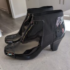 Clarks Size 6 Black Patent Short Boots Mid Block Heel